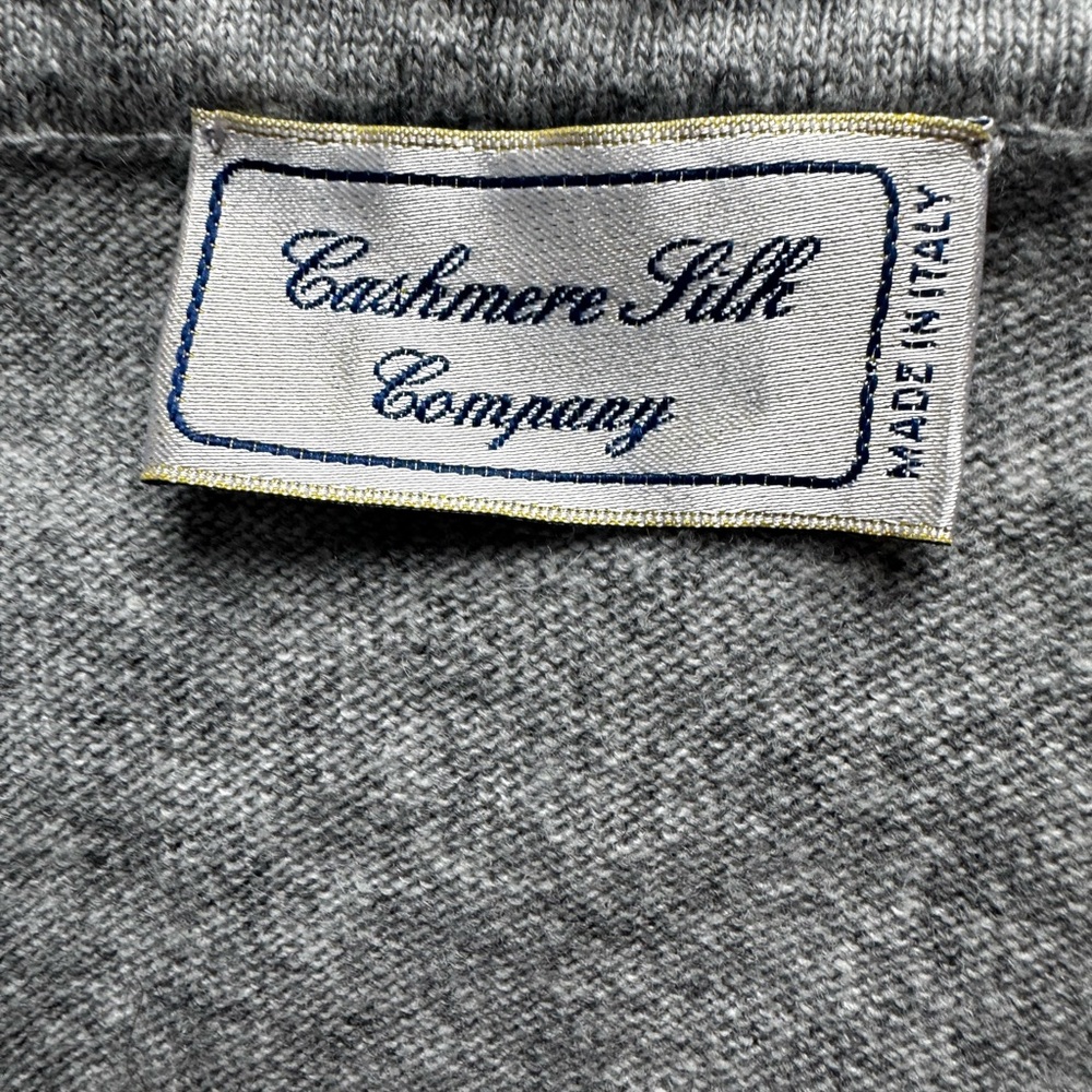 Made in Italy Cashmere Silk Company Heather Gray Button Wrap Shawl 56x28